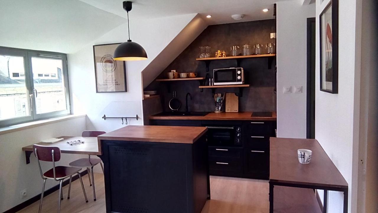 Les Appartements Du 31 - Centre Ville - 3E Etage - 35M2 Quimper Bagian luar foto